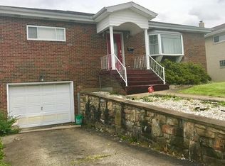 1009 Lewis St, Brownsville, PA