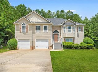 215 Rivercrest Ln, Covington, GA 30016