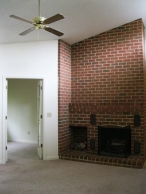 2nd image of 117 Turtle Creek Rd APT 10