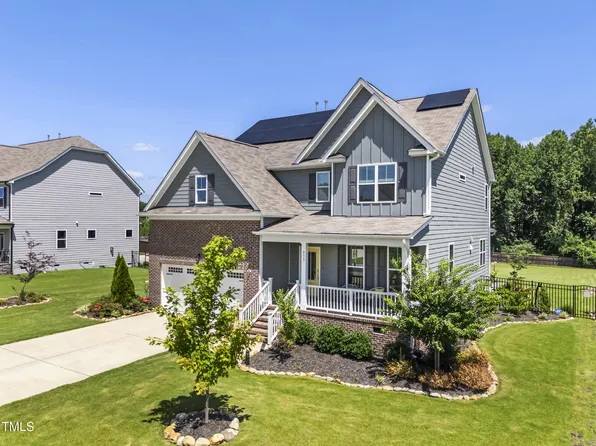 233 Lily Oak Dr, Rolesville, NC 27571