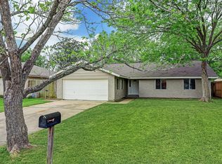 4115 Ravine Dr, Friendswood, TX 77546