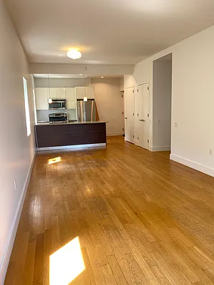 Rented by Chana Ofek, LREB | media 32