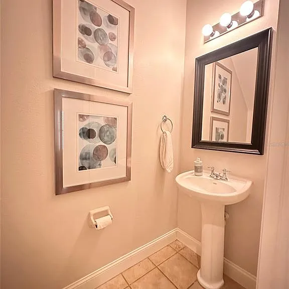 2303 Kensington Garden Ln — Photo 6