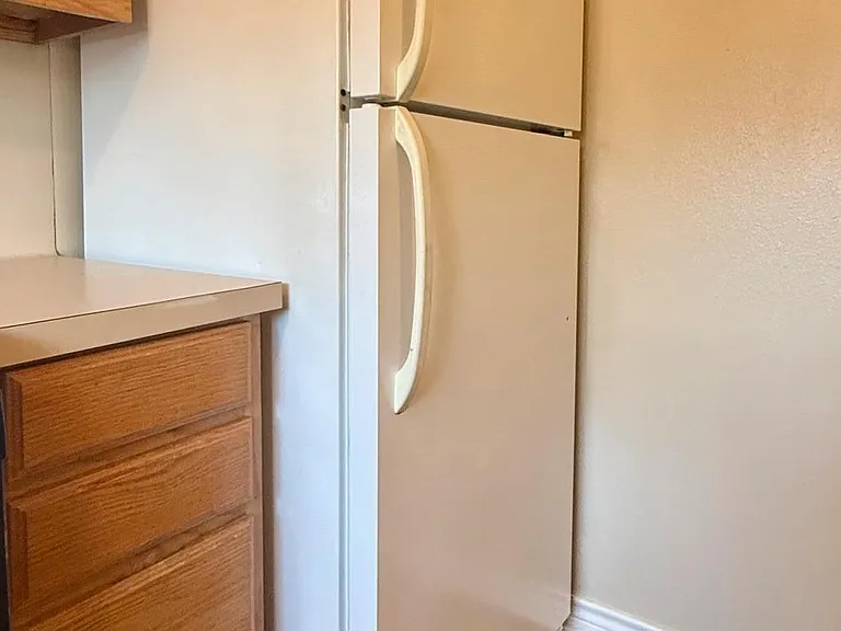 179 W Davis St #3 — Photo 7
