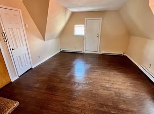 215 High St #3A, Mount Holly, NJ 08060