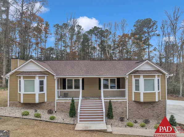 373 Presidential Dr, Dallas, GA 30157