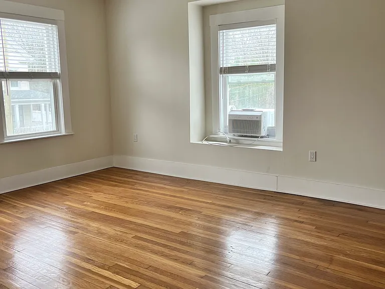 17 Linden Pl #2 — Photo 5