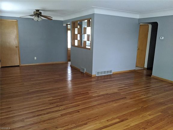 5th image of 6450 Alexandria Dr