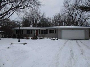 15710 Corral Ln, Eden Prairie, MN 55347