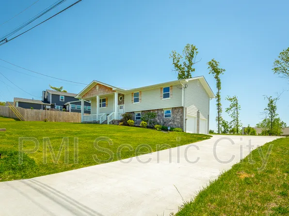 8128 Fallen Maple Dr, Chattanooga, TN 37421