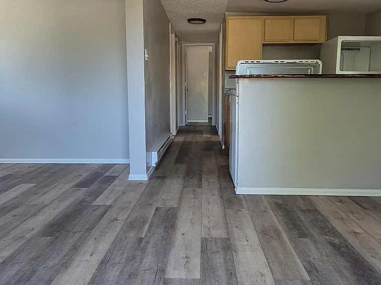 1111 W Colorado Ave — Photo 13