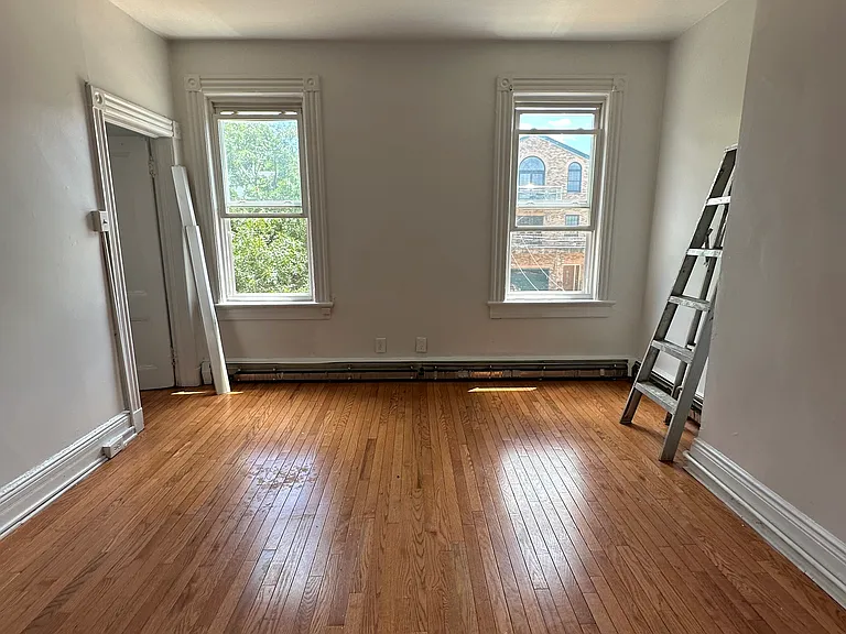 41 Garrison Ave #2 — Photo 5