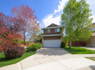8201 S Manshire Cir, Sandy, UT 84094