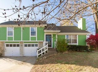 5044 Knox Ave, Shawnee, KS 66203