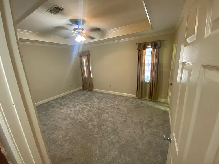 81 Sunline Dr — Photo 22
