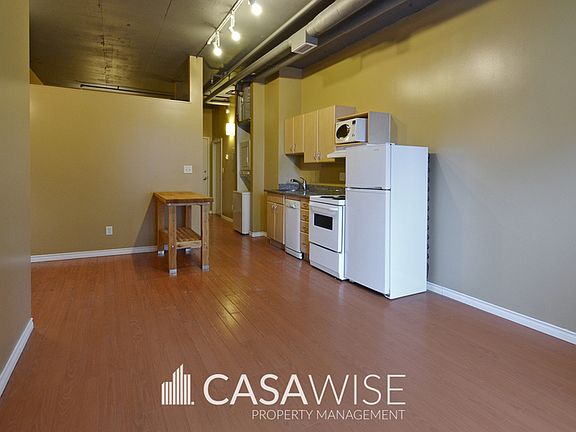 4th image of 10024 Jasper Ave NW #404