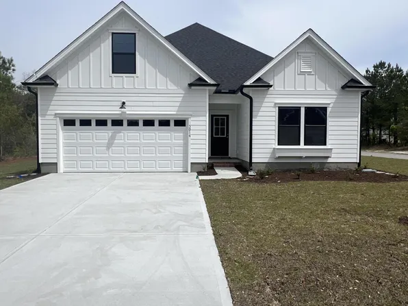 3014 Old Berwick Street SW, Shallotte, NC 28470