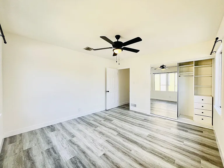 Hayworth439 — Photo 11