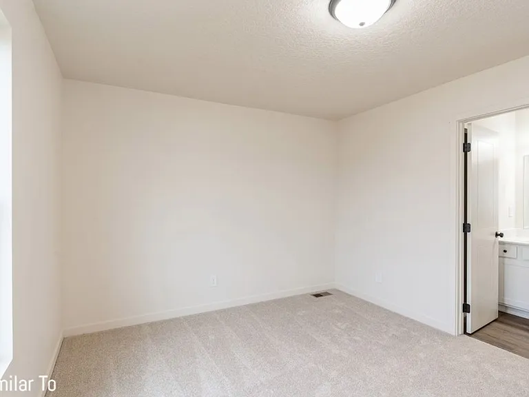2822 20th St SW — Photo 8