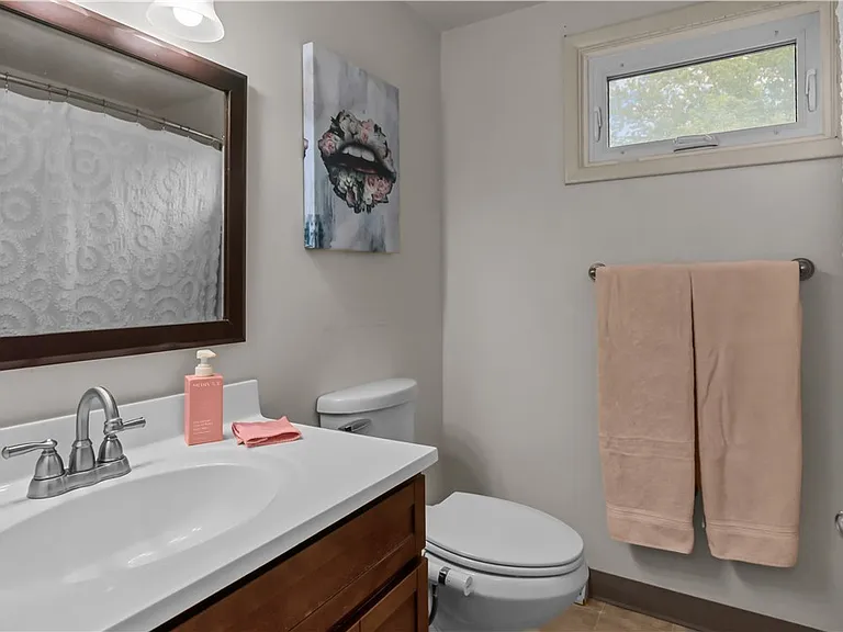 25 Villa Park — Photo 14
