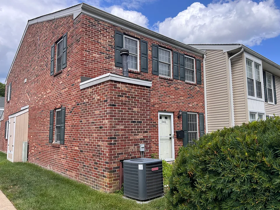 1006 Middleton Pl