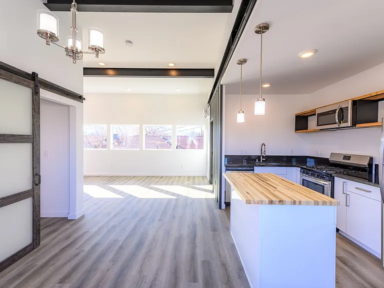 451 Holcomb Ave — Photo 22