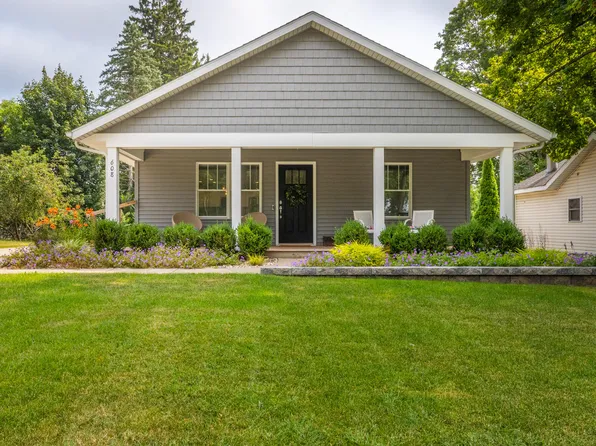 608 S Main St, Berrien Springs, MI 49103
