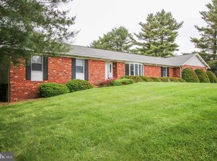 1206 Nottingham Rd, Westminster, MD 21157