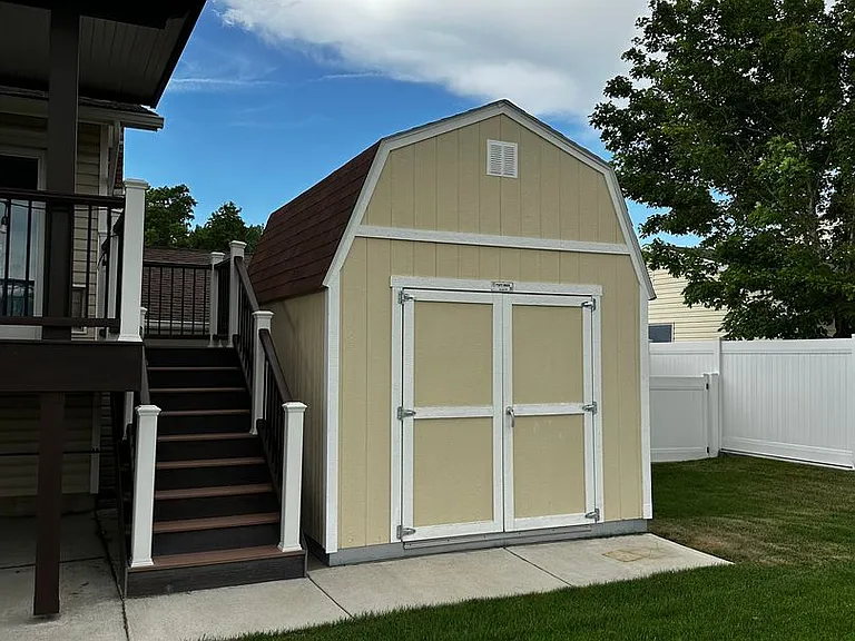 1102 E Sleepy Hollow Ln — Photo 33