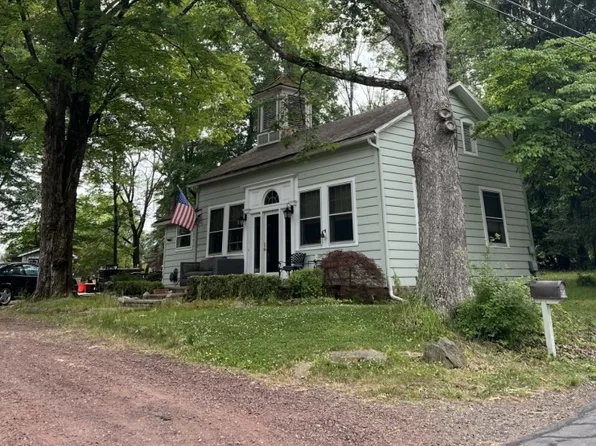 11 Bissell Rd, Tewksbury Twp., NJ 08833