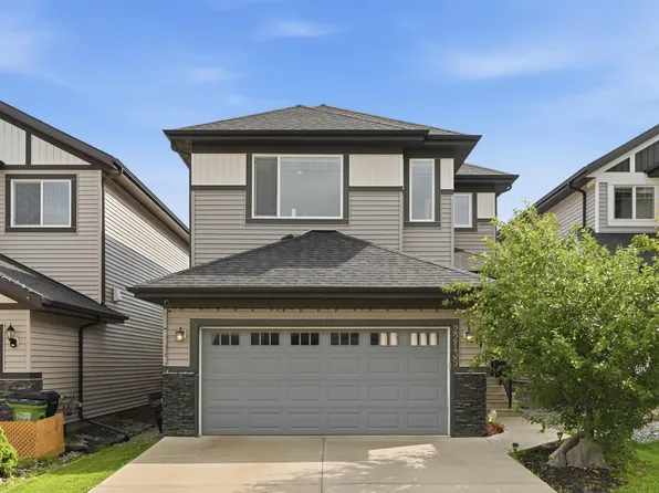 22135 96th Ave NW, Edmonton, AB T5T 7E5