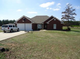 61 McKenzie Rd, Columbus, MS 39705