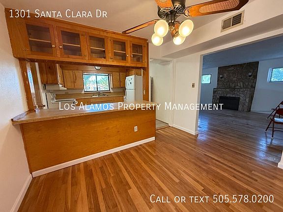 5th image of 1301 Santa Clara Dr