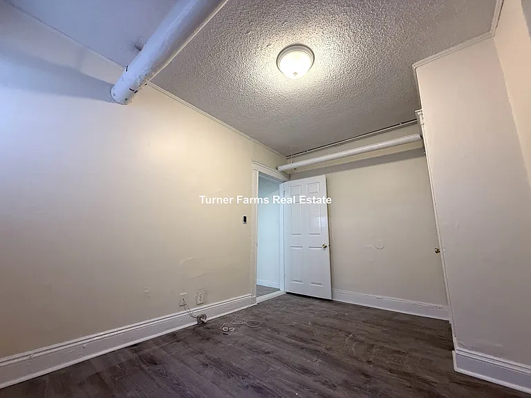 524 Cambridge St #1F — Photo 15