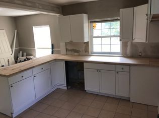 911 Richardson St, Clarksville, TN 37040