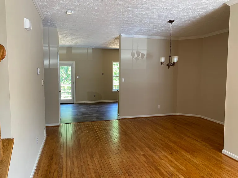 402 Dundee Pl — Photo 19