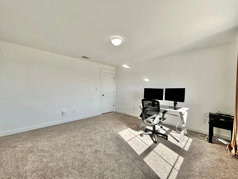 1357 Kneehigh Ln — Photo 21