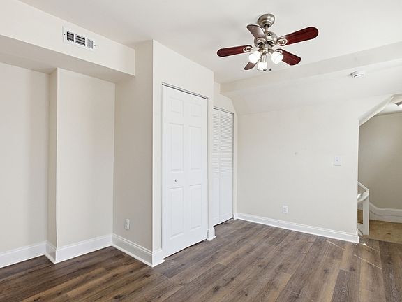 4th image of 910 N Arlington Ave APT 2