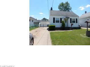 603 Tuxedo Ave, Brooklyn Heights, OH 44131