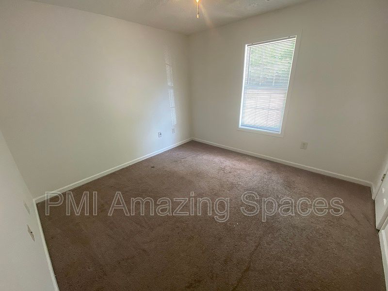 2nd image of 104 Bryans Way