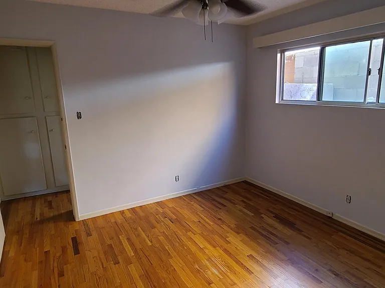 425 Washington Ave #10 — Photo 10