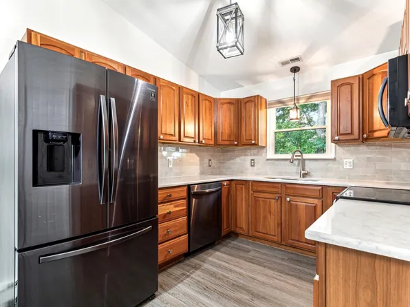 1500 Saint Margarets Dr, Annapolis, MD 21409