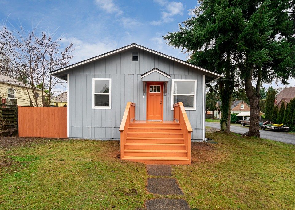 1st image of 303 106th St S