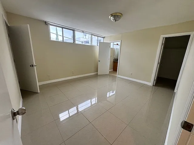 4238 Mary Ellen Ave — Photo 26