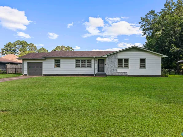 2014 Park St SE, Decatur, AL 35601