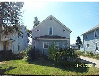 1st image of 617 W 6th St