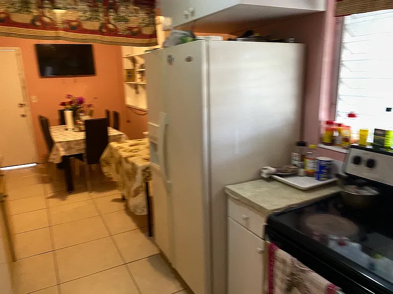 12920 Westview Dr #1 — Photo 5