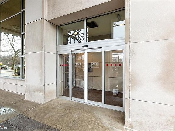 2nd image of 2601 Pennsylvania Ave APT 502