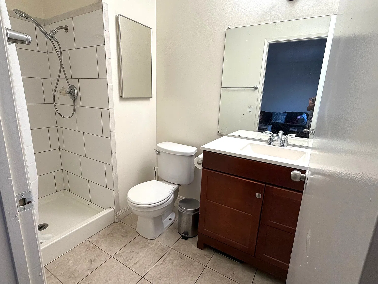 2 bed, 982 sqft, $1,000 — Photo 4