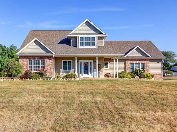 10301 Laurel Ln, Rock Falls, IL 61071